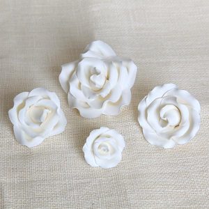 White Bloomed Garden Rose Mix Sizes 12 CT