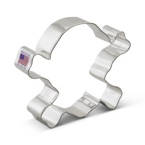 Skull & Crossbones Cutter 4 1/2″