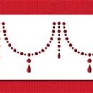 Stencil Pearl Necklace