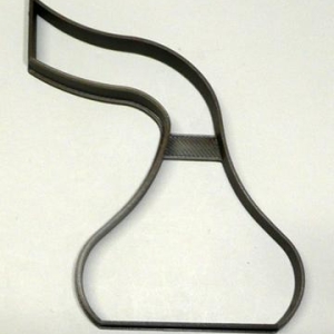 Kiss Cookie Cutter