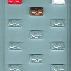 Package w/Bow Candy Mold 11 CAV