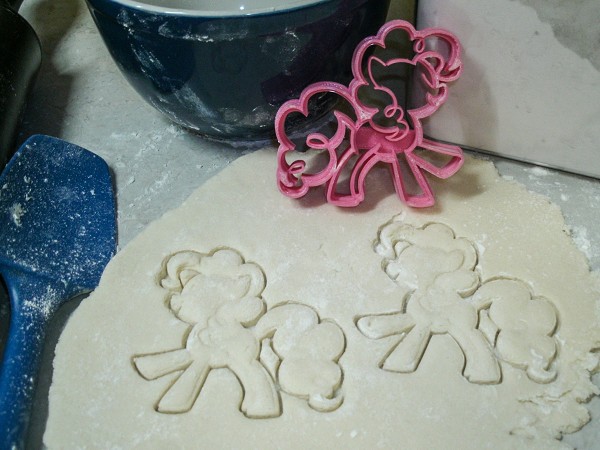 Pinkie Pie My Little Pony Cookie Cutter - Image 2