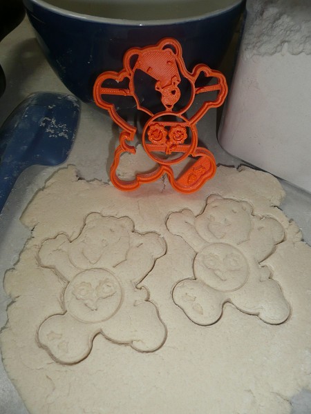 Friend Orange Care Bear Cookie Cutter - Image 2