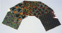 Foil Wraps Holly & Bows 3"x3" 500 CT